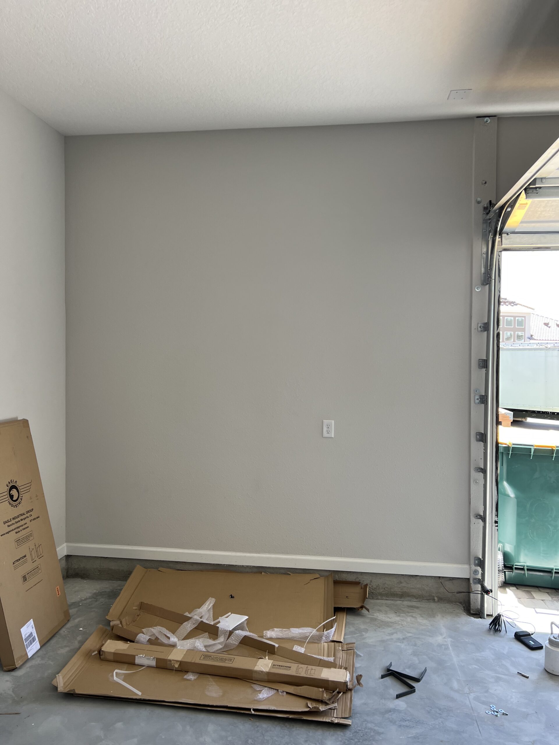 2026 02 17 pontevedra garageshelving before scaled