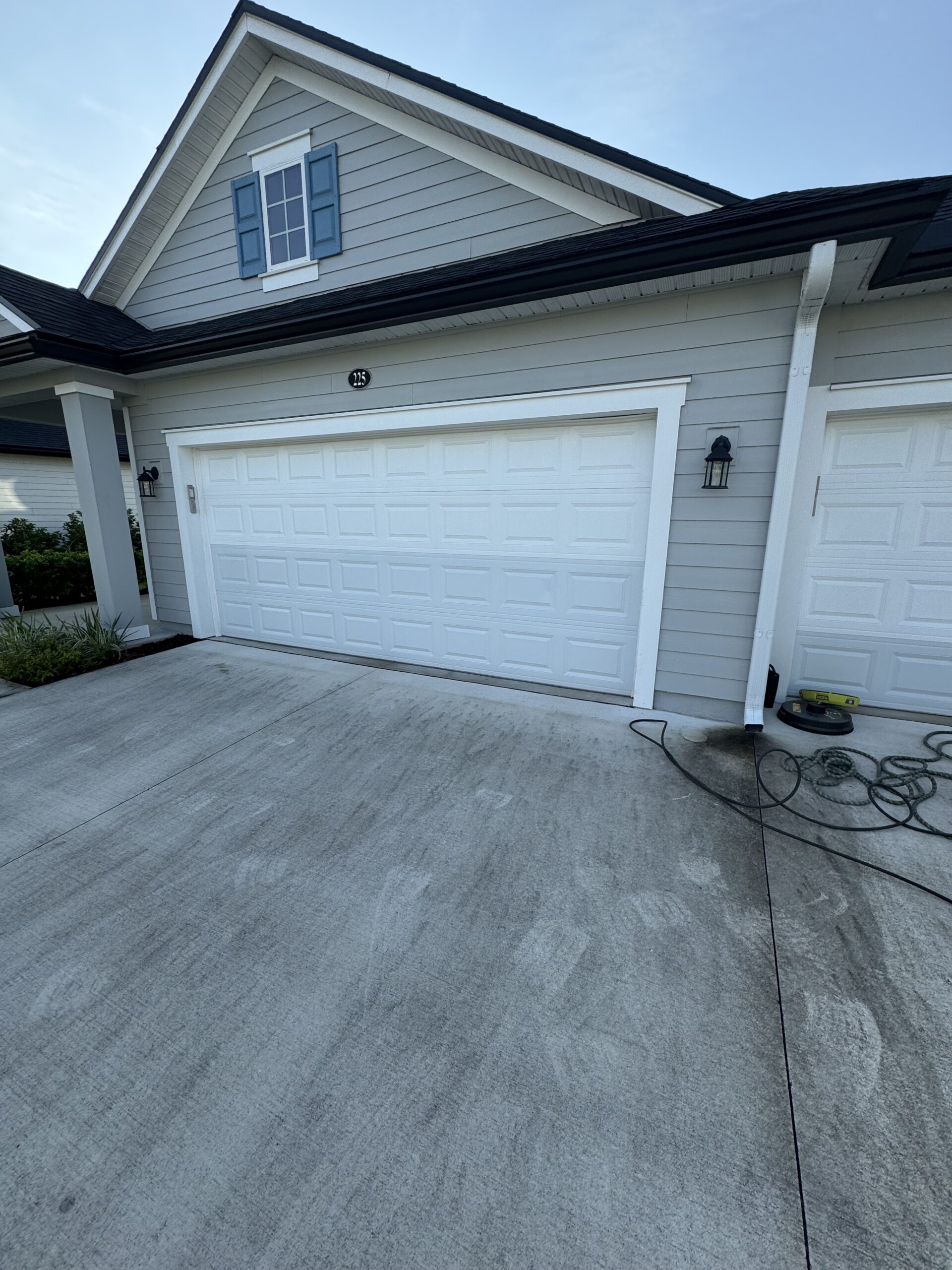 2026 08 17 nocatee paintgaragedoors before scaled